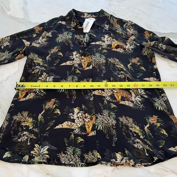 L’AGENCE BLACK TIGER SILK SHIRT SIZE S/P NWOTS! - Picture 9 of 14